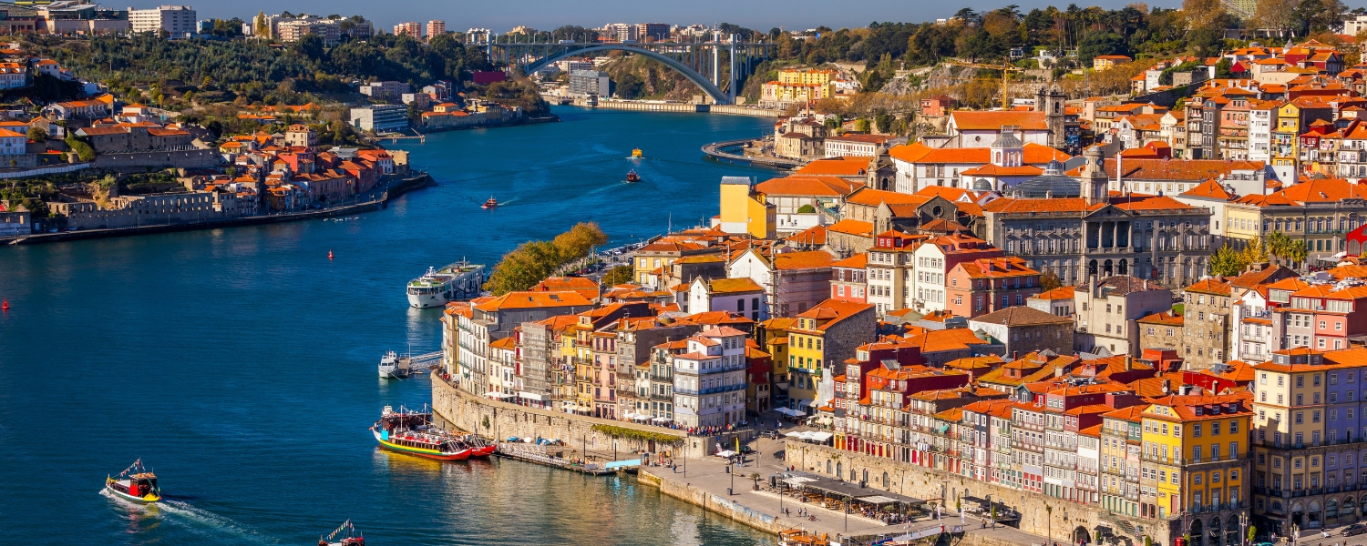Montreal to Porto premium economy deal on Air Transat