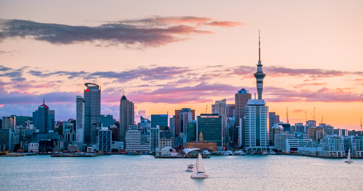 ✈️🇨🇦 Flight Deals from $183 + 20% Off Sales with Porter & Air Transat!